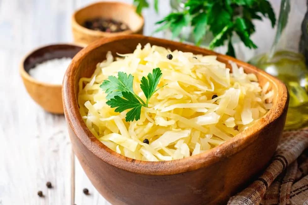 Jak gotować kapustę kiszoną do pierogów, aby uniknąć kwaśnego smaku