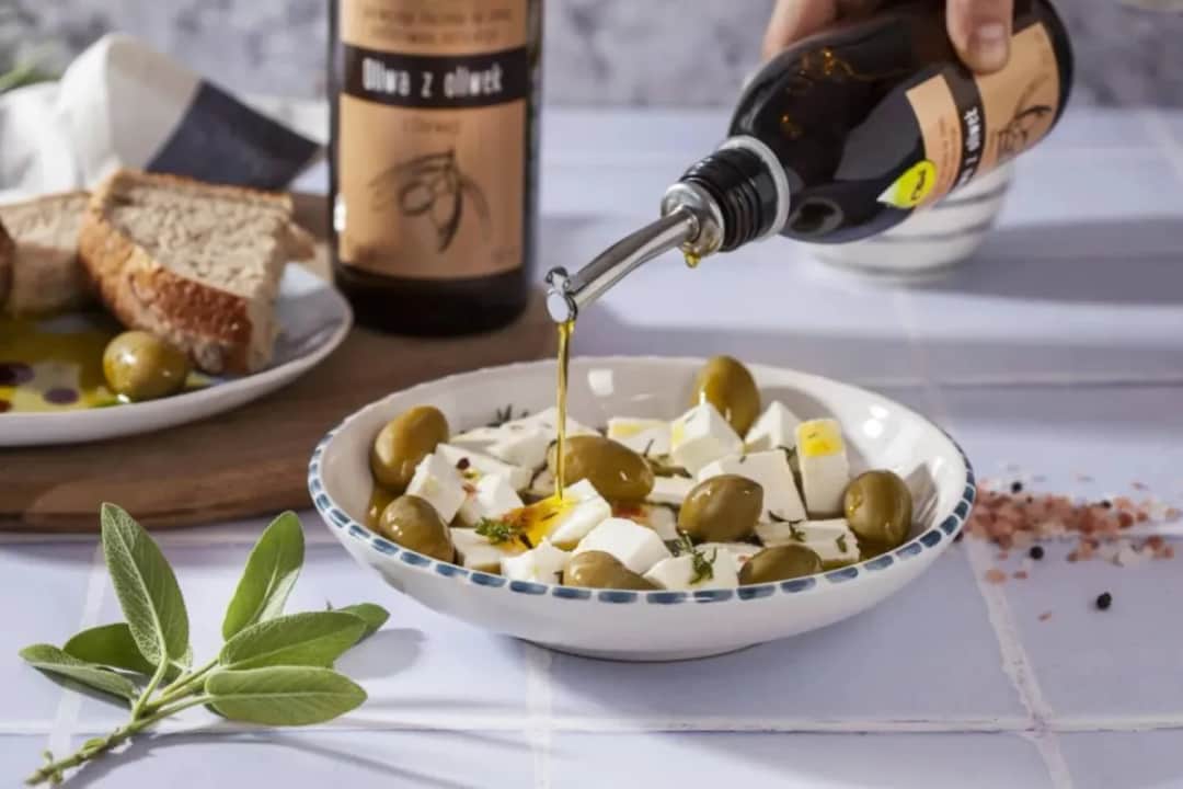 Smażenie na oliwie z oliwek czy zdrowe? Odkryj prawdę o zdrowiu