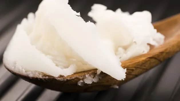 Czy smalec tuczy? Sprawdź, jak wpływa na Twoją wagę i zdrowie